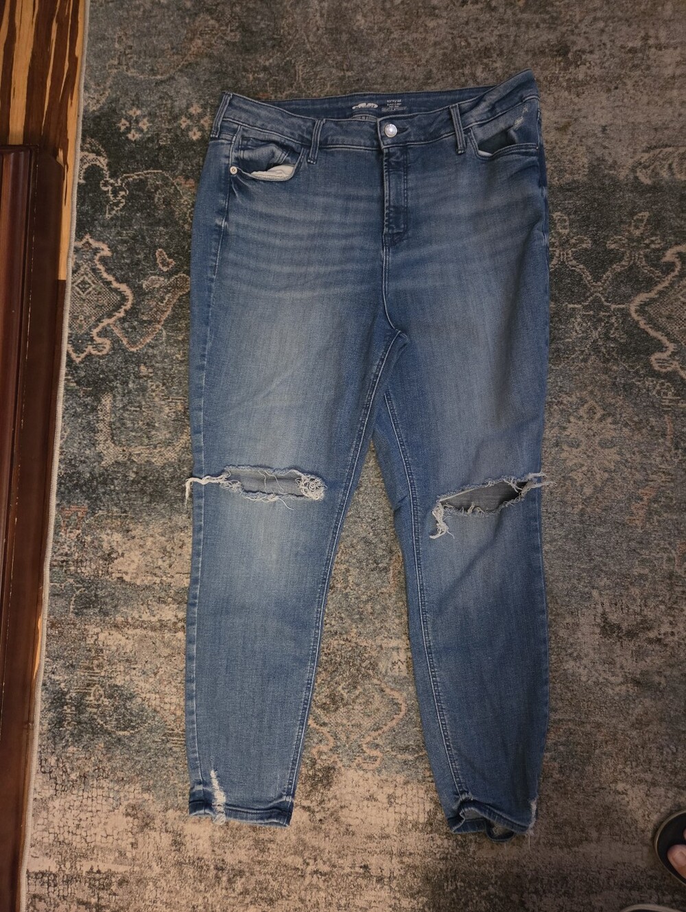 Old Navy Rockstar Super Skinny High Rise Distressed Jeans Women's Size 14 Blue